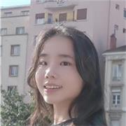 Je suis étudiante en école en commerce en English track et je vous aiderai à comprendre la grammaire anglaise.